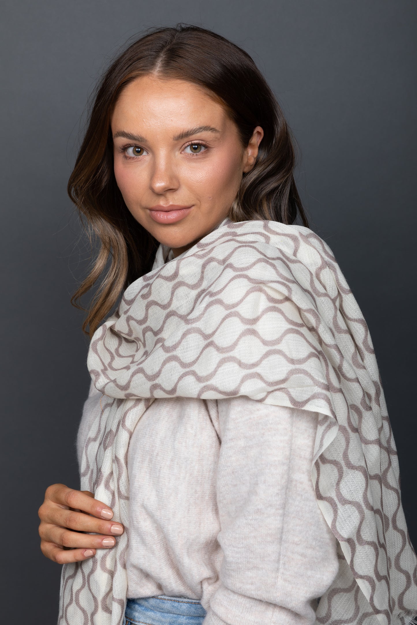 Holiday Salus Scarf Taupe | CC2176-1