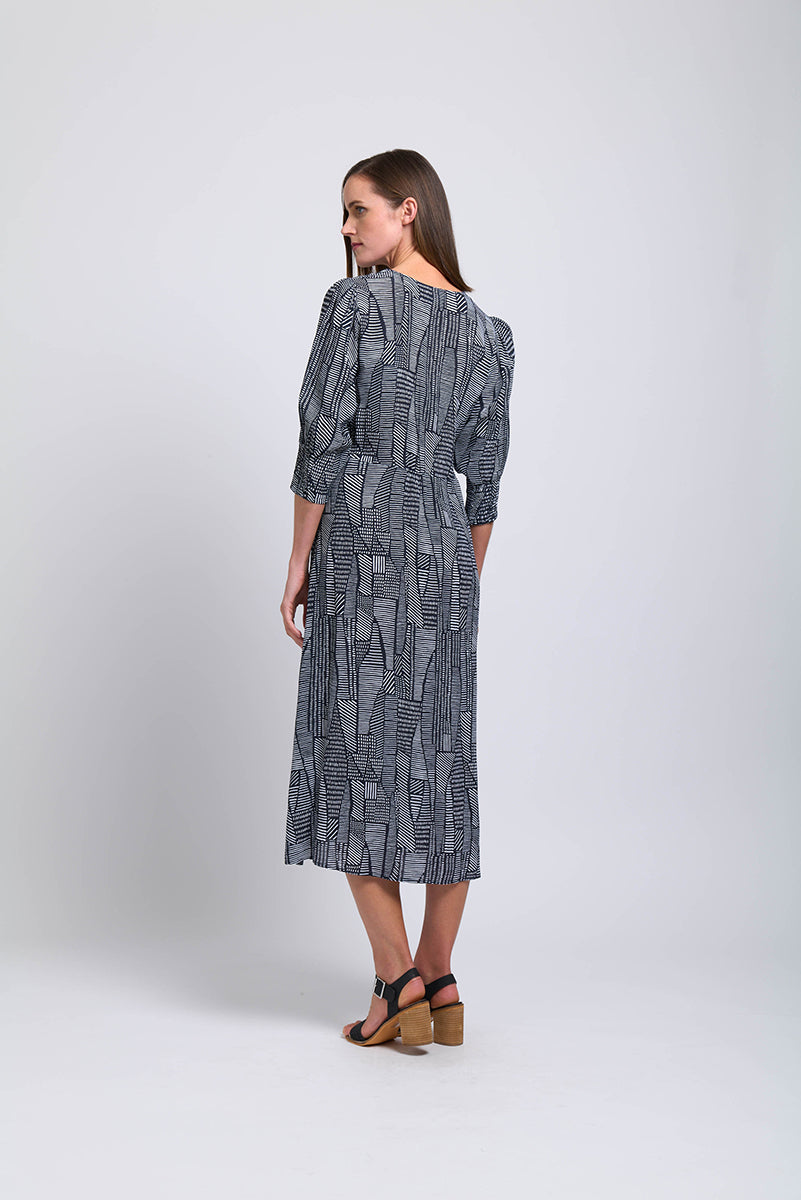 Foil - Wonderland Dress Bamboozle | FO7926