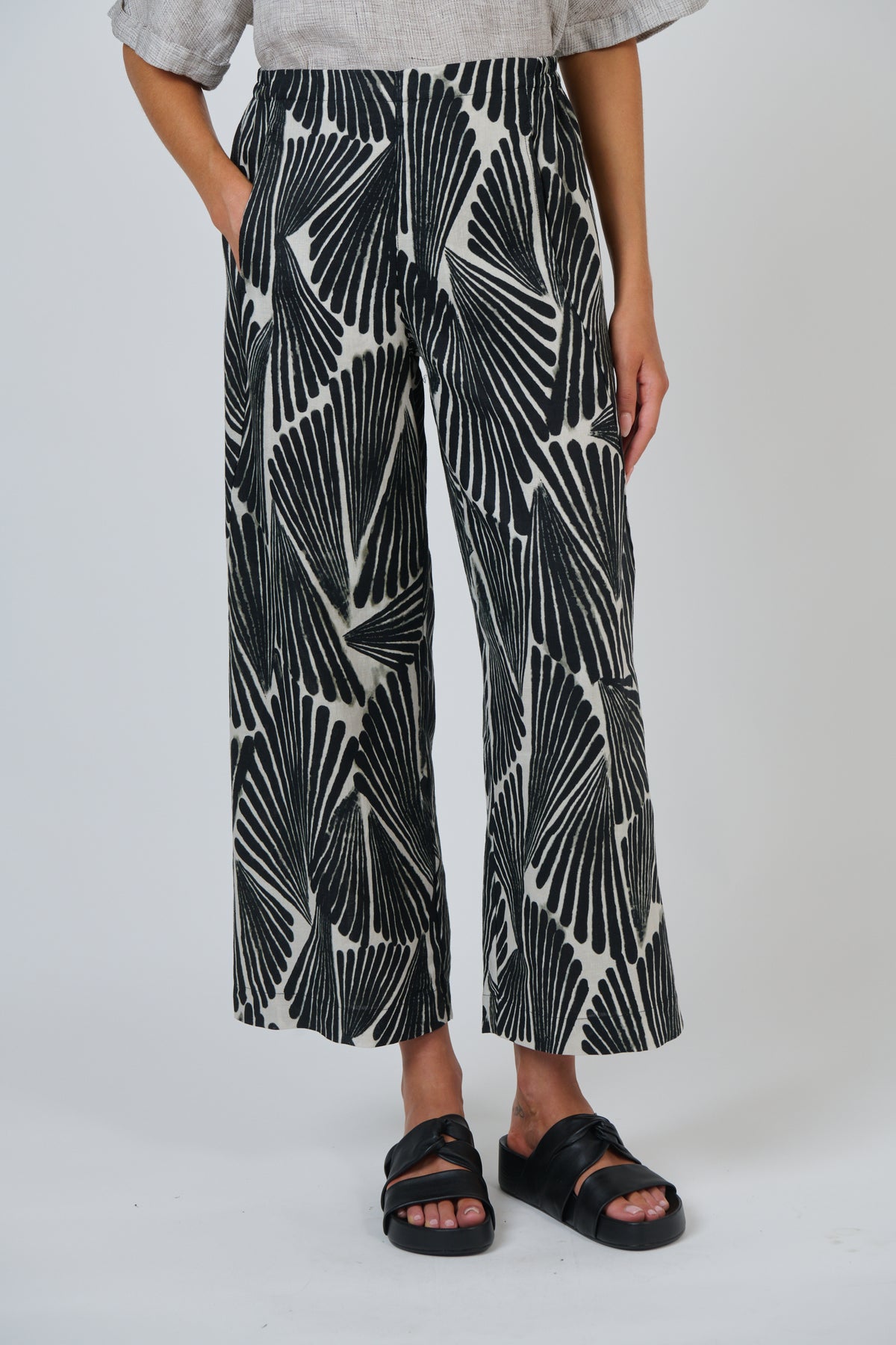 Naturals by O & J - Linen Wide-Leg Pant | GA398