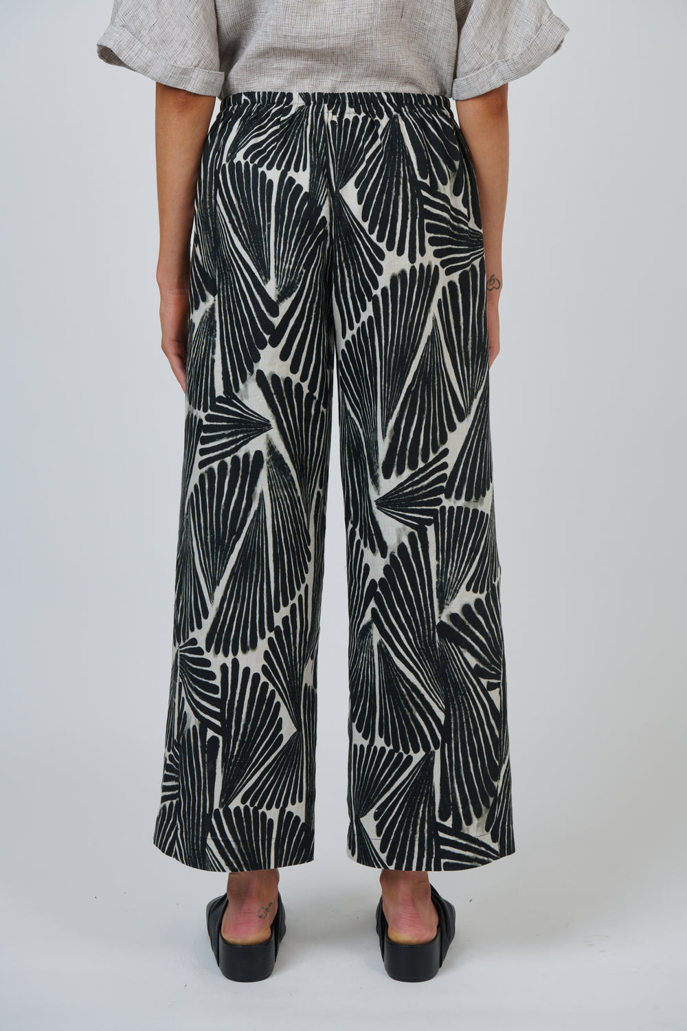 Naturals by O & J - Linen Wide-Leg Pant | GA398