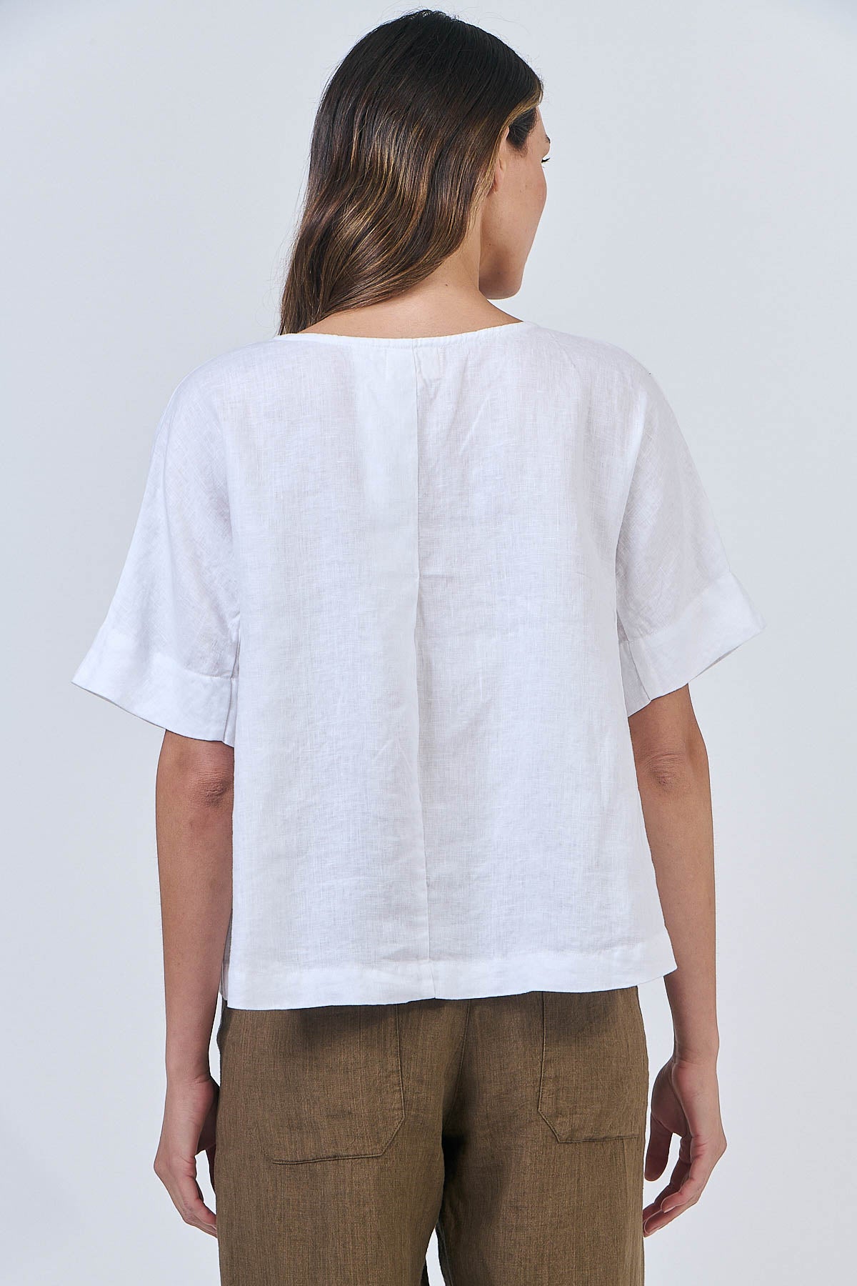 Naturals – Relaxed Fit Linen Top – White GA585