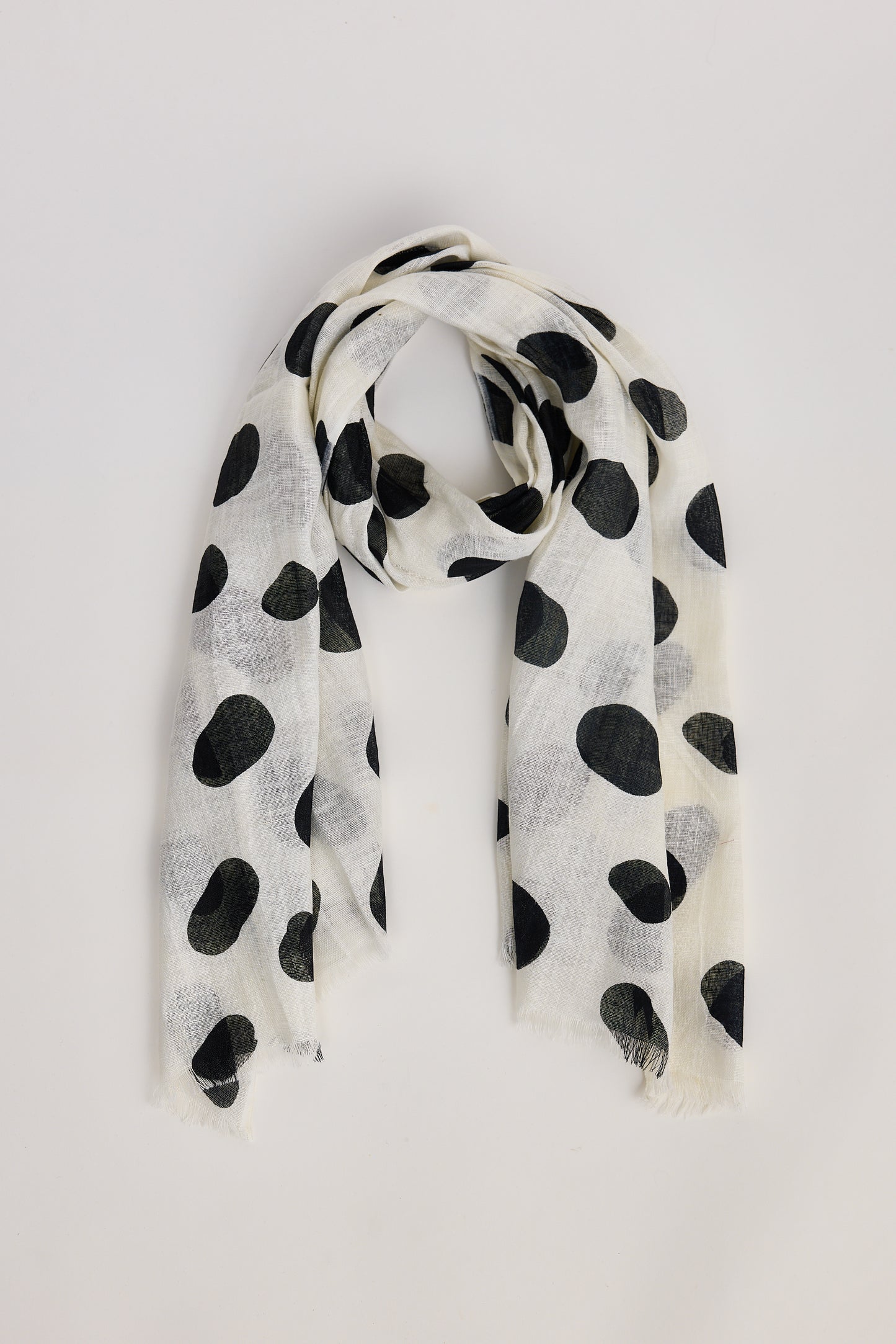 Holiday - Dotty Scarf HA25336