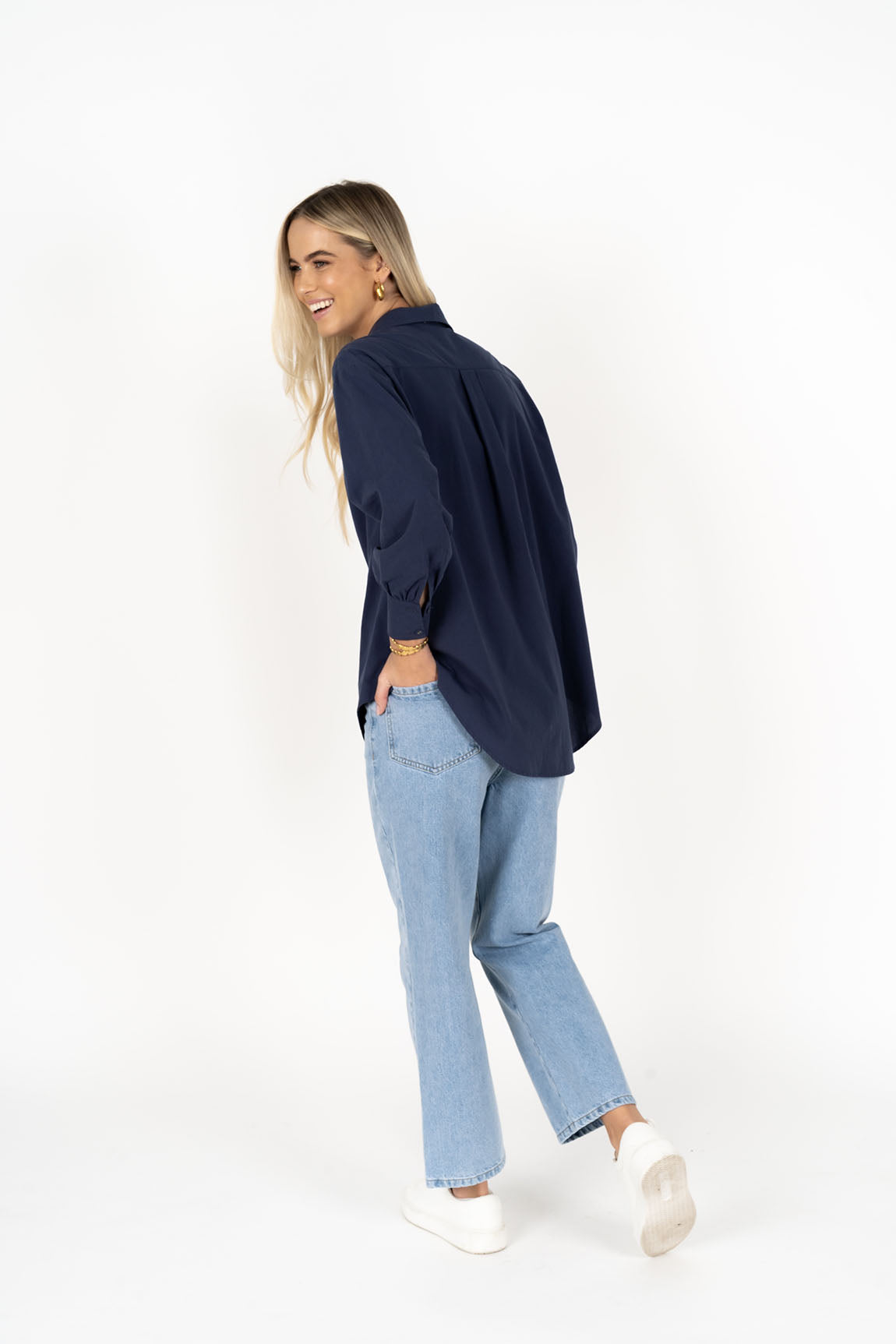 Humidity - Elle Jean | HW25302