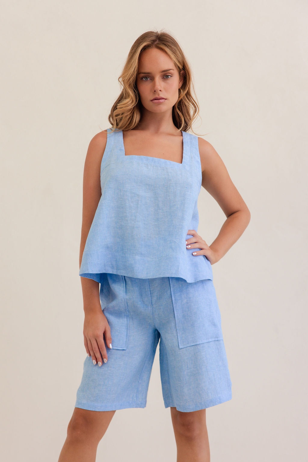 Kaleido - 100% Linen Square Nk Tank K98C