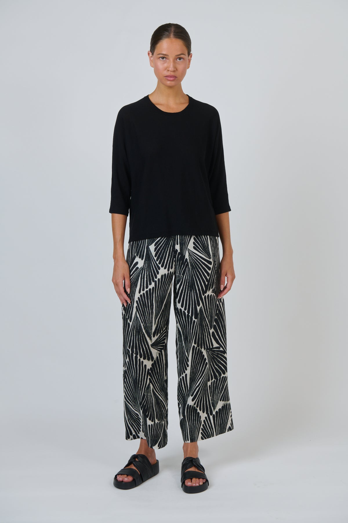 Naturals by O & J - 3/4 Sleeve Knit | NATS002
