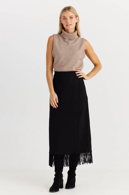 The Shanty - Roaming Skirt Black | SH24121-1