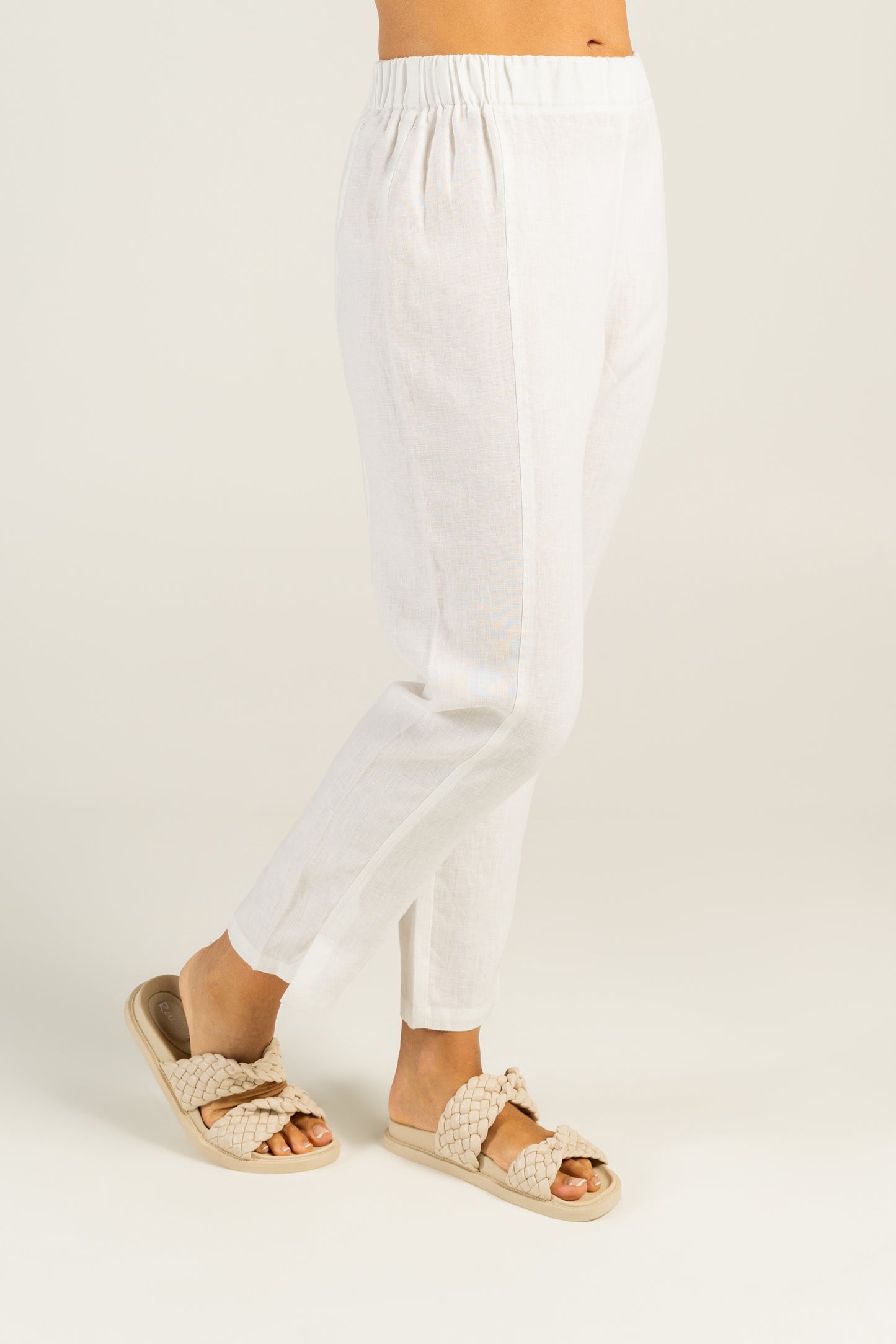 See Saw - 100% Linen 7/8 Seam Detail Pant with Split White | SW774W