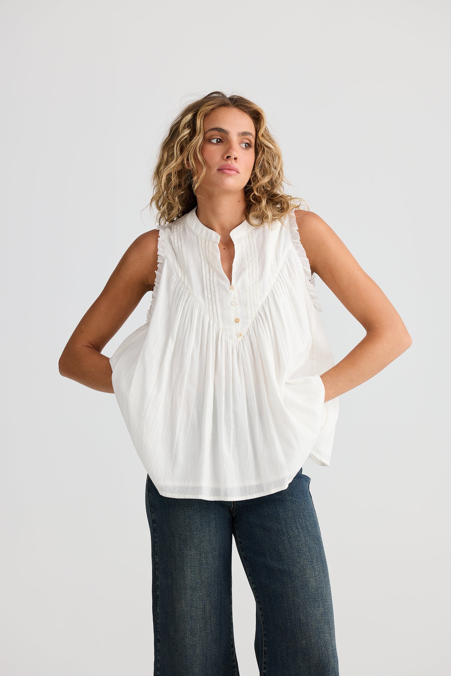 Talisman - Sprite Sleeveless Top TA25300-1