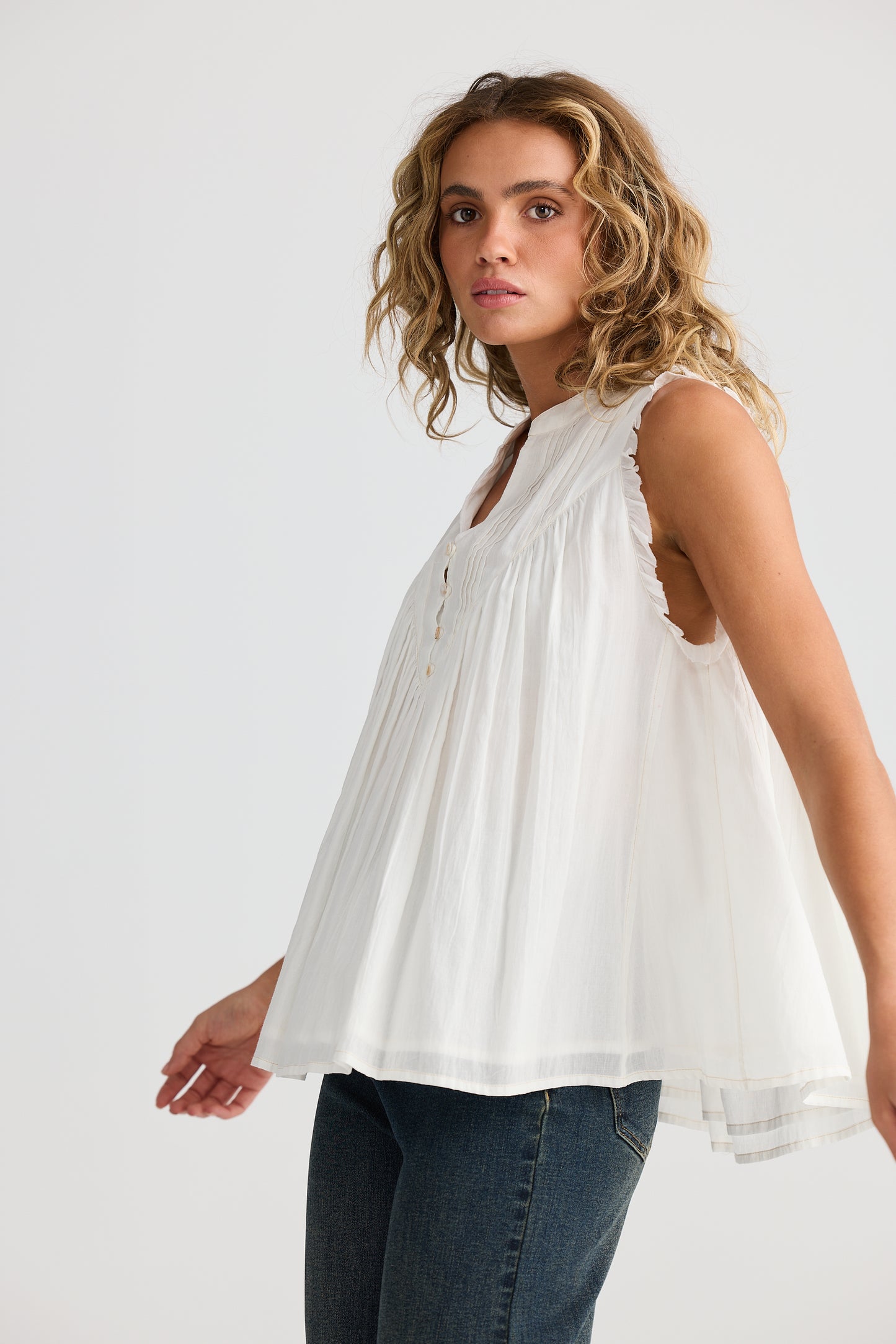 Talisman - Sprite Sleeveless Top TA25300-1