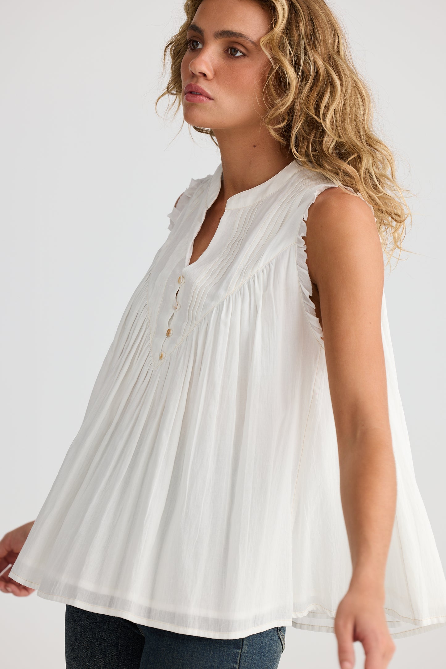 Talisman - Sprite Sleeveless Top TA25300-1