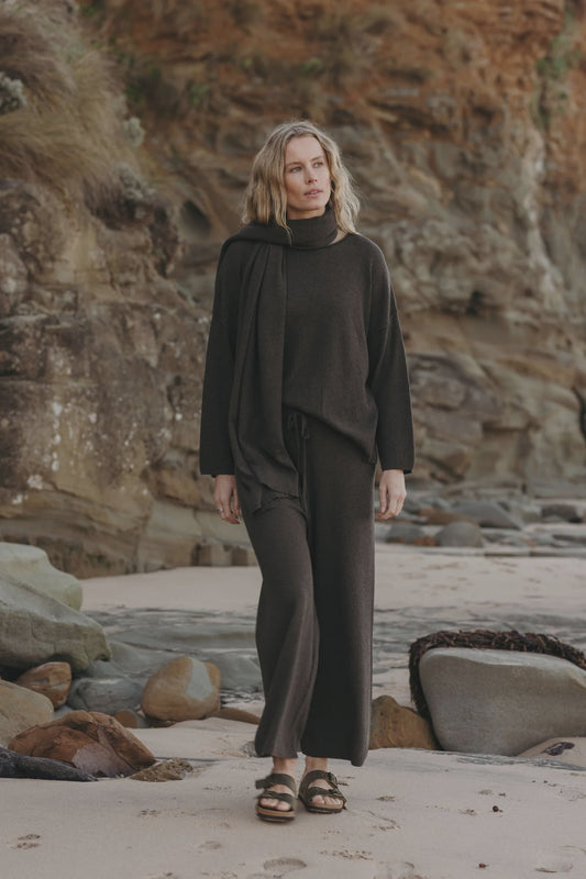 Talamaya - Winter Retreat Merino Pant In Sable