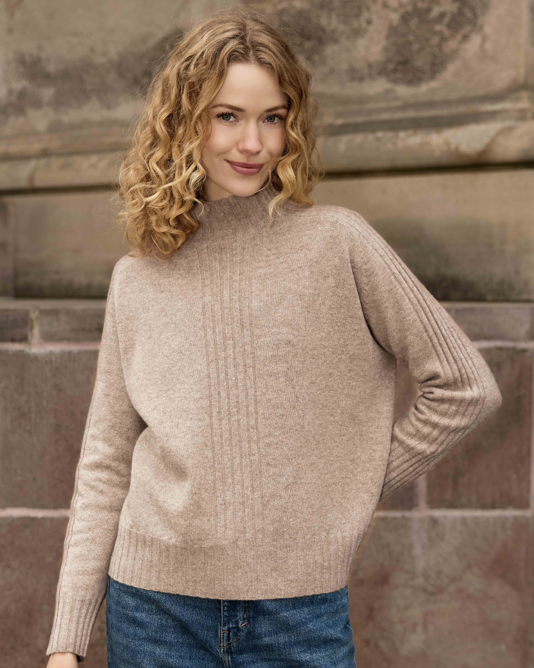 Mansted - Yak Blend Raglan / Hay