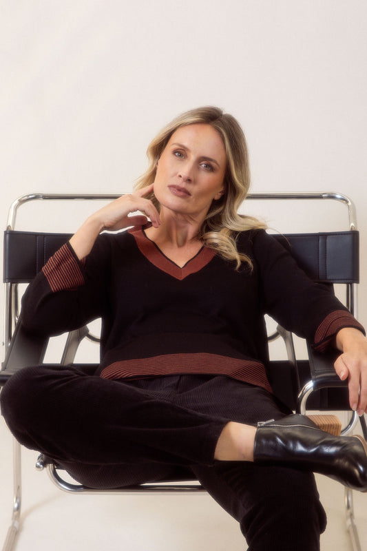 See Saw - V Neck Contrast Trim Sweater SS722B