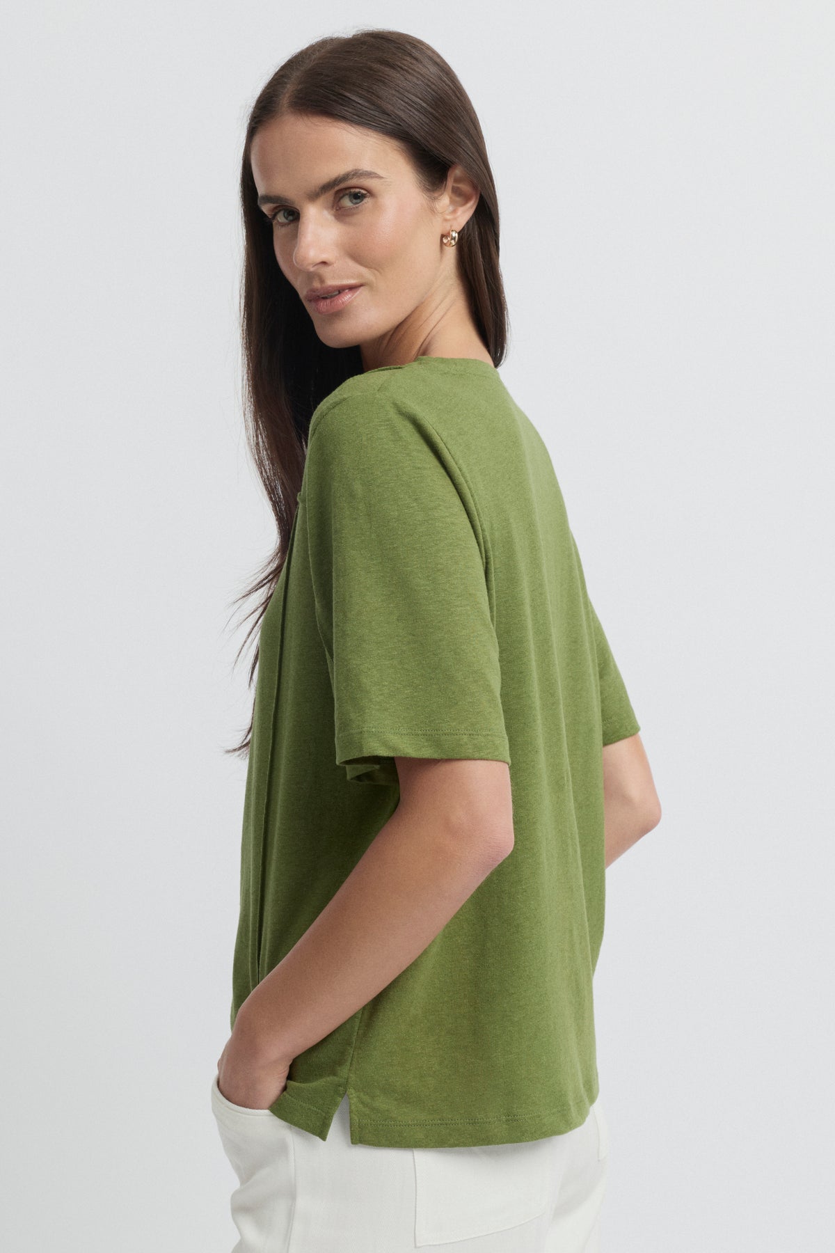 Yarra Trail - Lily Tee | YTWN3089