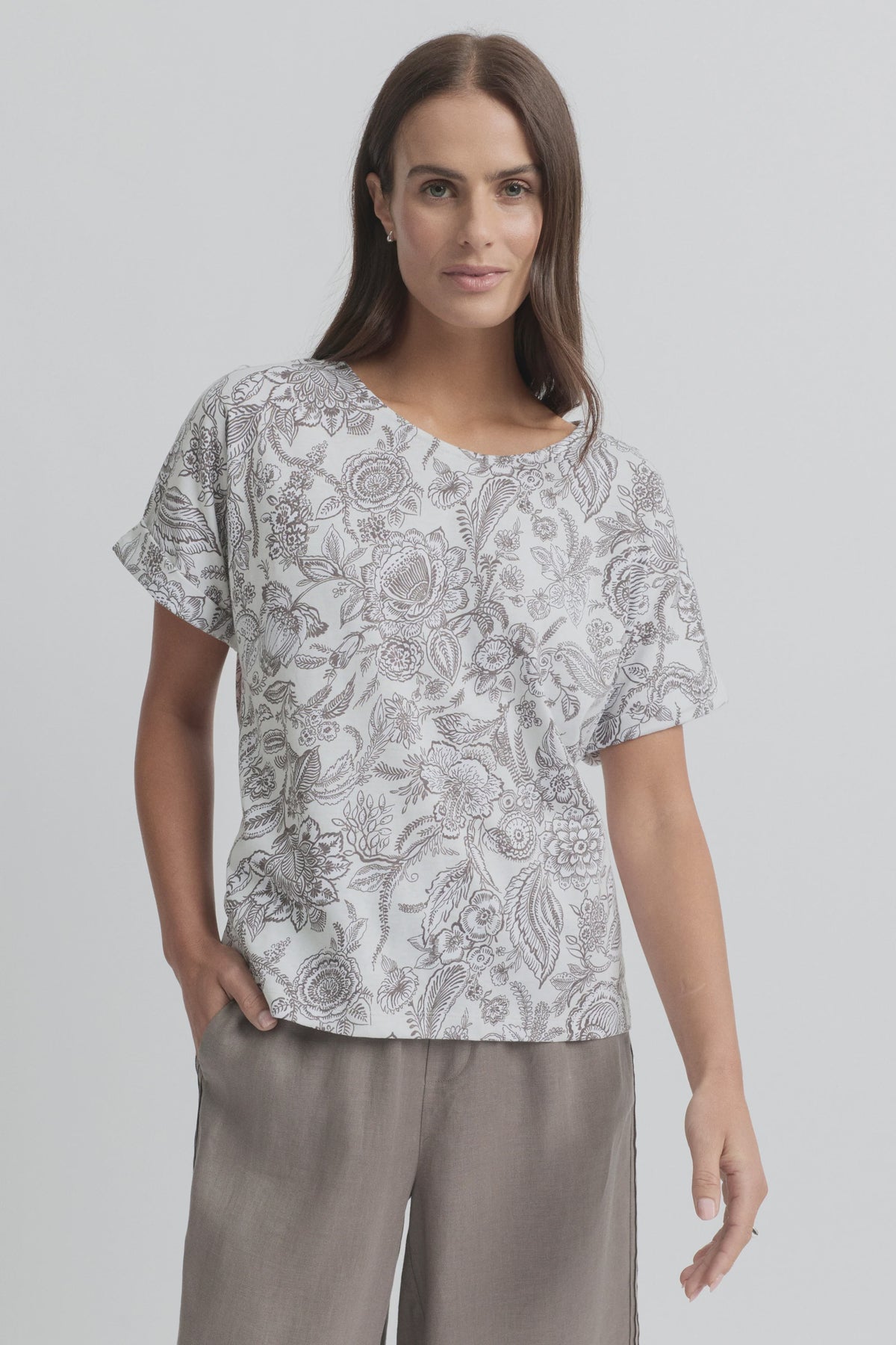 Yarra Trail - Delicacy Tee | YTWN3090