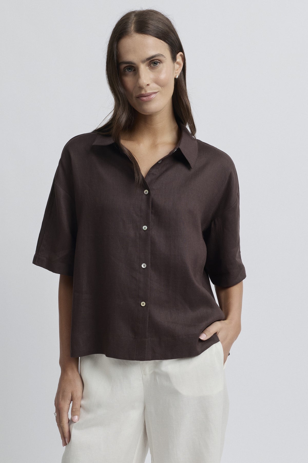 Yarra Trail - Tirari Essence Short Sleeve Linen Shirt | YTWN4388