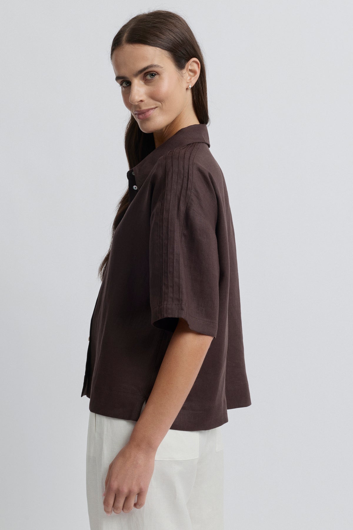 Yarra Trail - Tirari Essence Short Sleeve Linen Shirt | YTWN4388