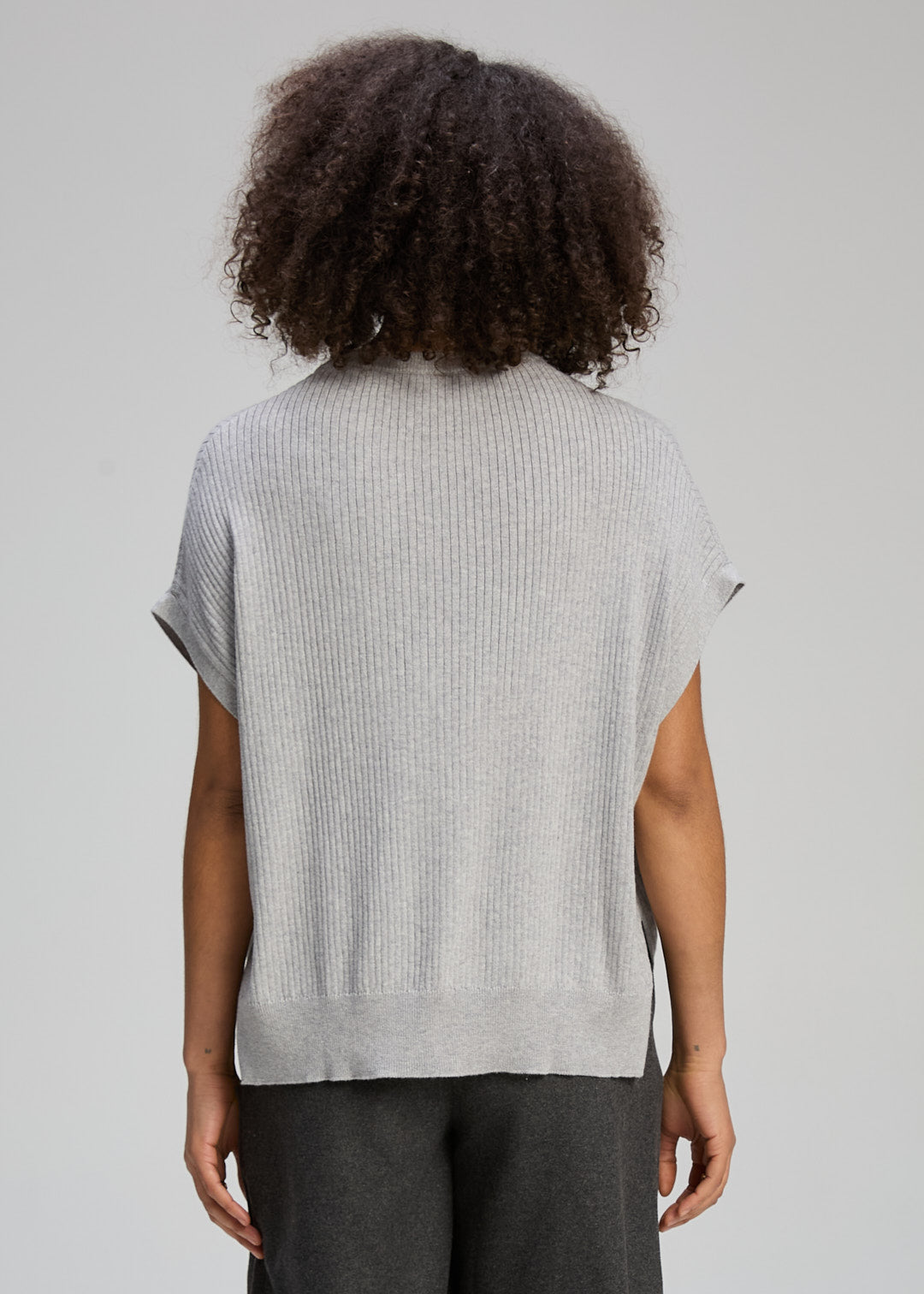 Zaket & Plover – Sleeveless Crew Essential ZP8144