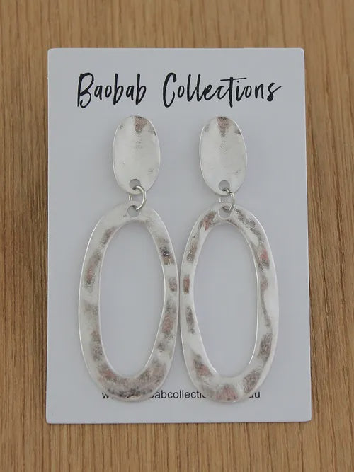 Baobab - Oval Earring Silver | LEOV1