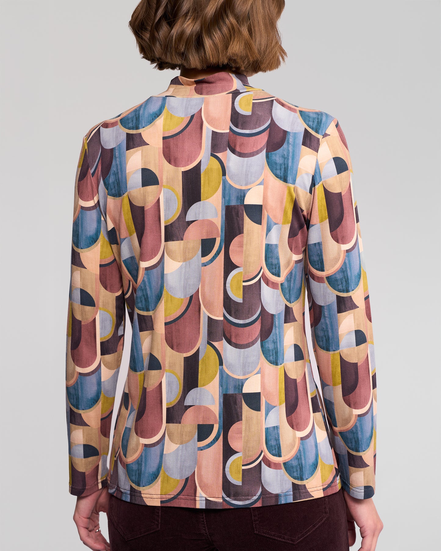 Vassalli - Long Sleeve High Neck Printed Knit Top / 4344