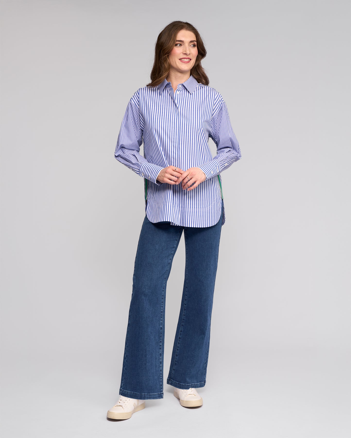 Vassalli - Oversize Shirt with Side Stripe Detail / 4501