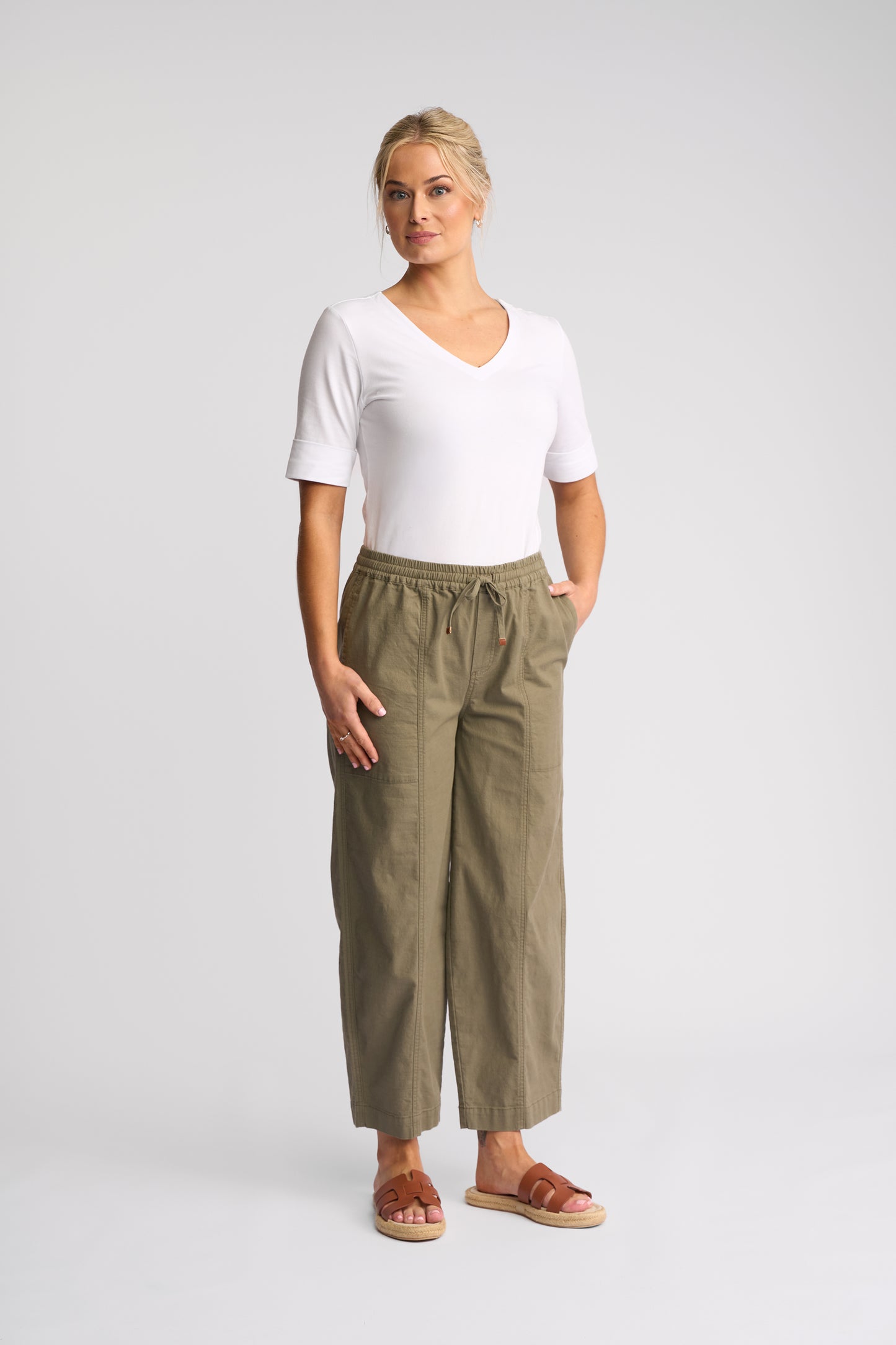 Vassalli - Dione Pant | 5066N
