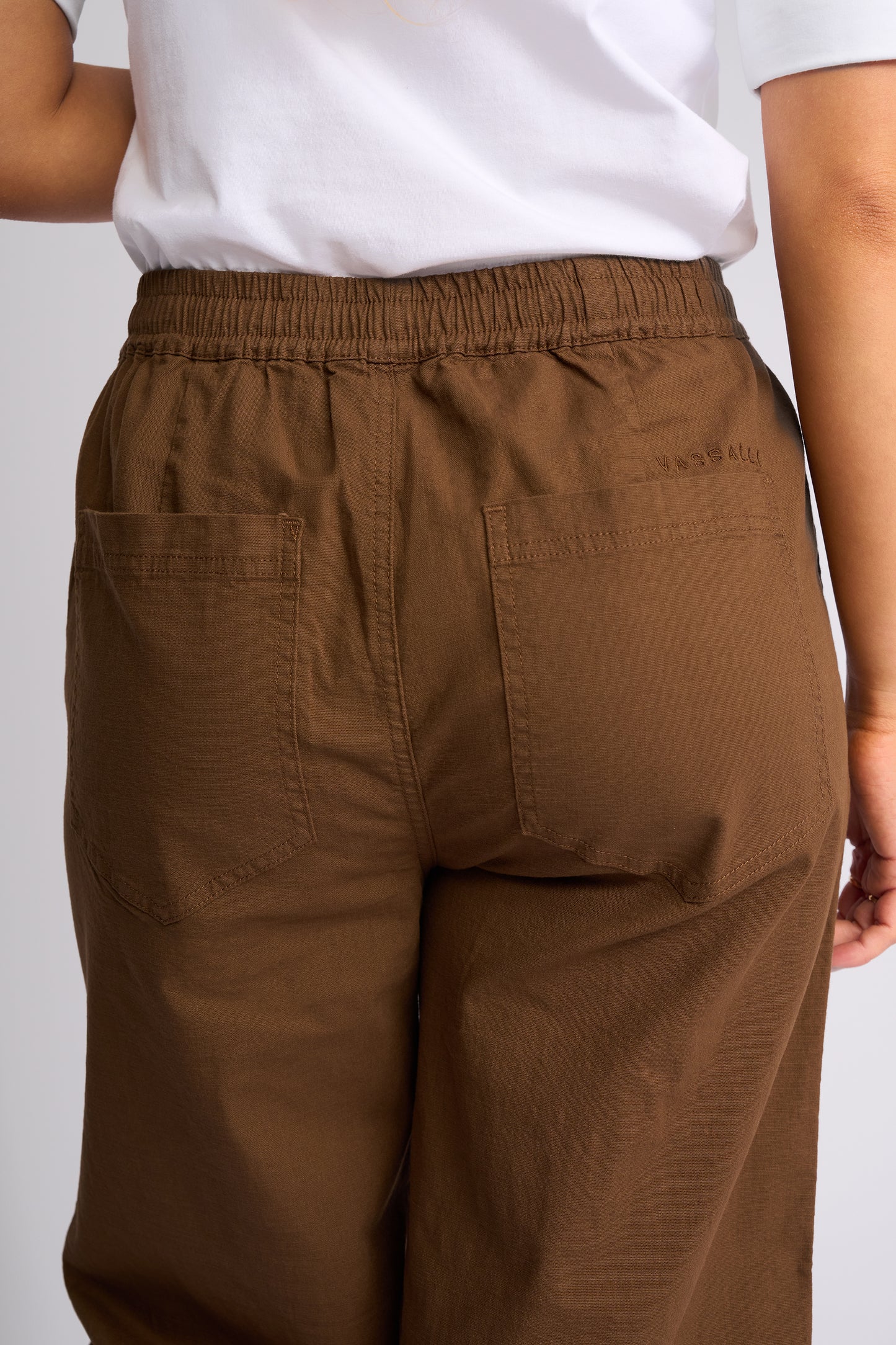 Vassalli - Dione Pant | 5066N