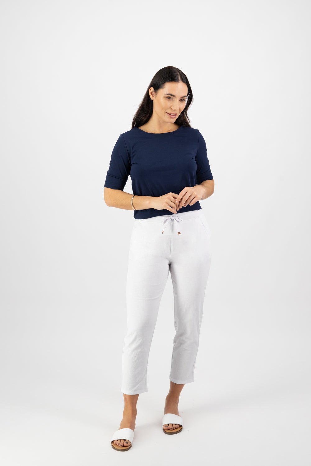 Vassalli - 7/8 Length Skinny Leg Elastic Waist Pant - White | V5790