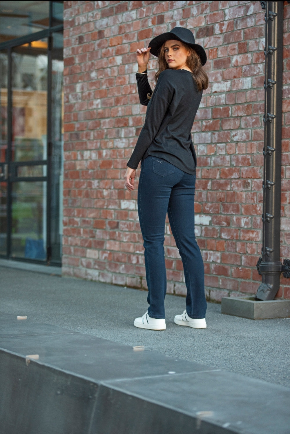 Vassalli Slim Leg Full Length Denim Pull On Indigo | V234DN
