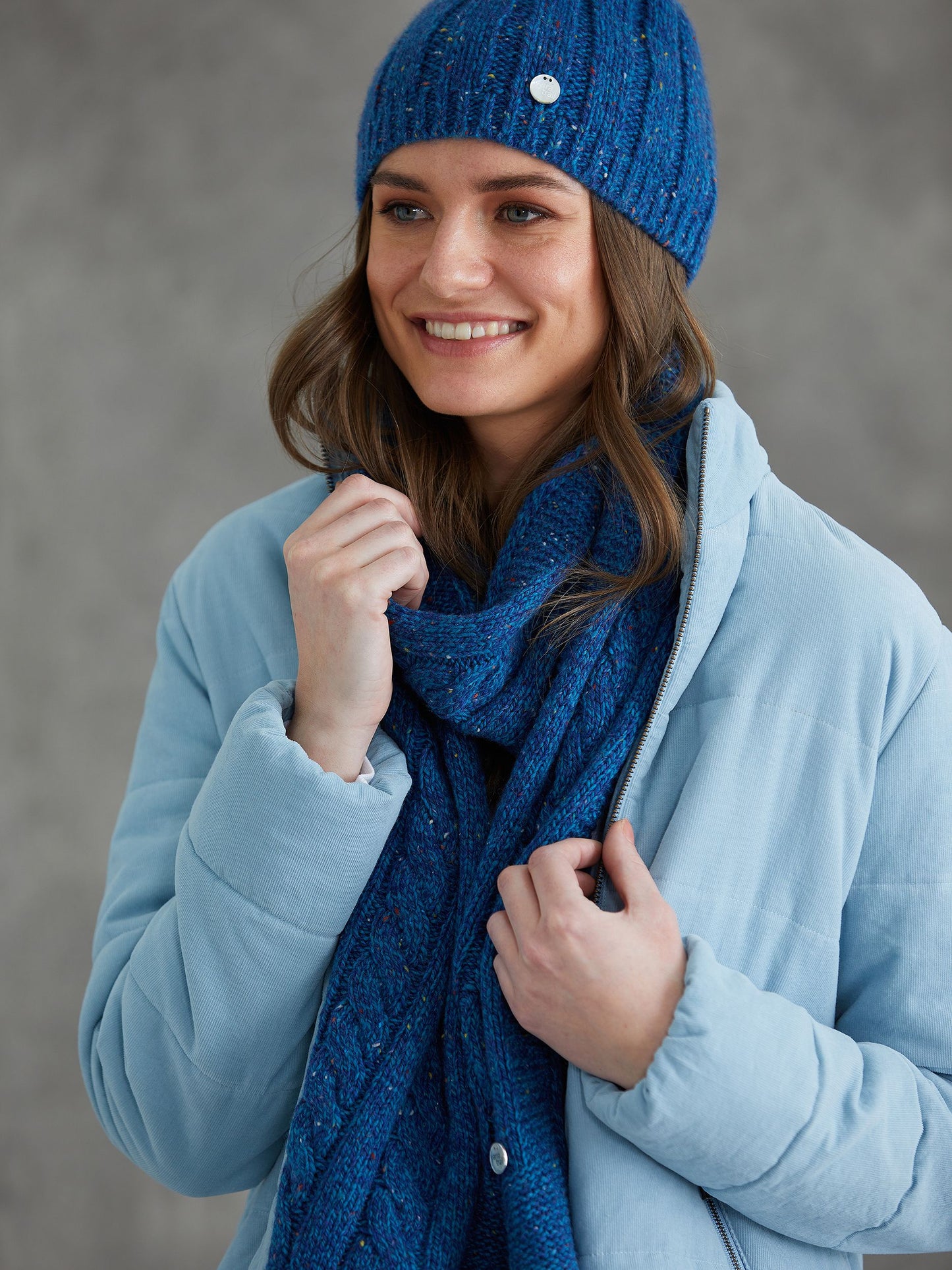 CABLE SCARF | SEAPORT BLUE YTACC71